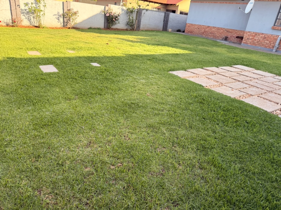 3 Bedroom Property for Sale in Waterkloof East North West
